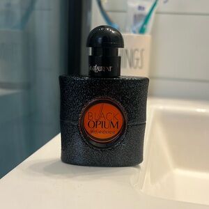 BLACK OPIUM EAU DE PARFUM